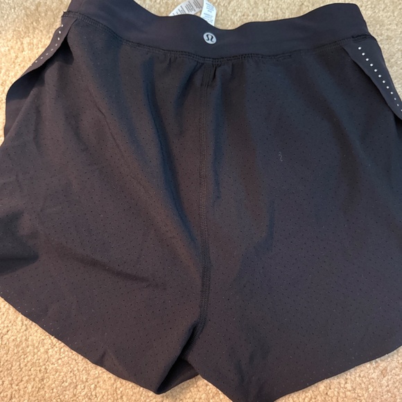 Lululemon shorts - Picture 3 of 3